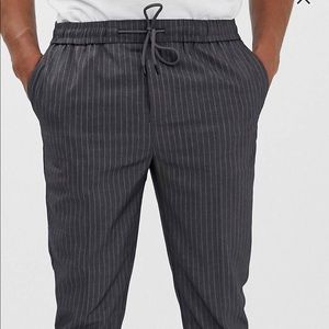 New Look Slim fit cropped pants